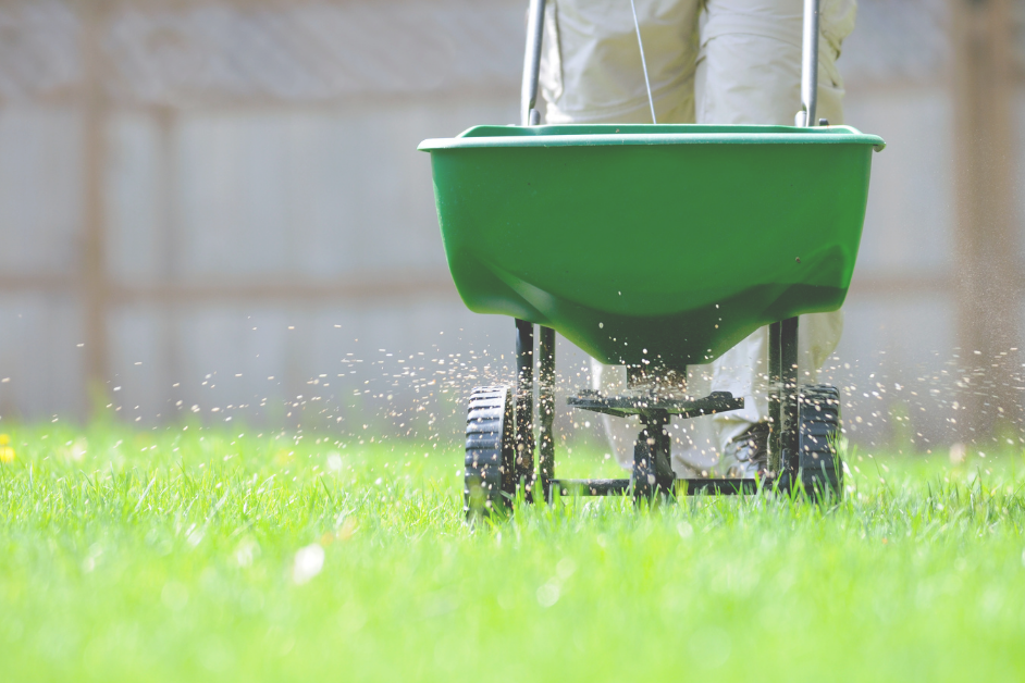 lawn care market data hero image